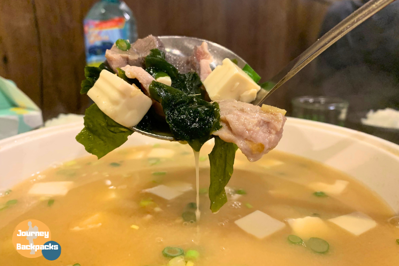 台北大安美食推薦：鮮魚味噌湯。（圖／酒妮背包攝）