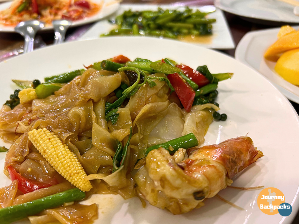 Pad Thai La cuisine鮮蝦泰式河粉（圖／酒妮背包攝）